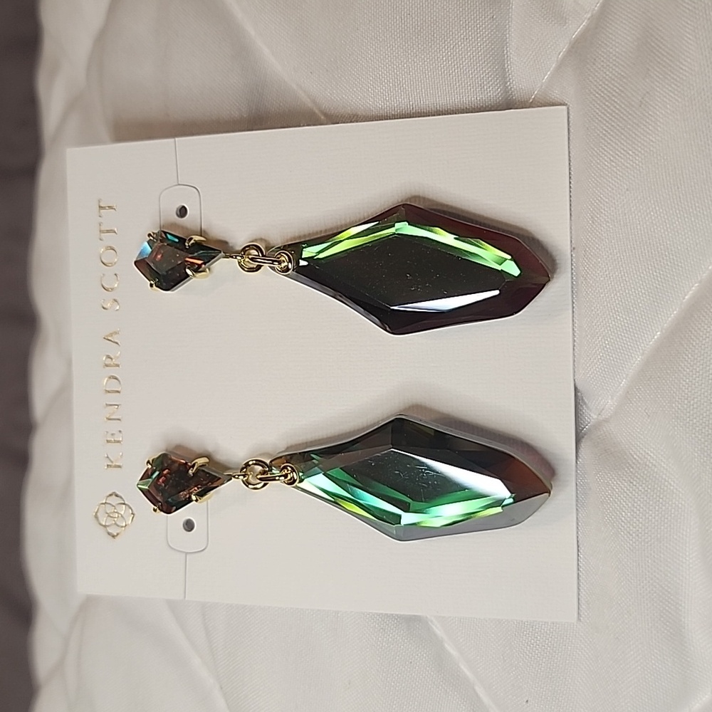 Kendra scott earrings
